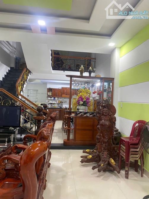 🌹🌹🌹🌹CHỦ CẦN BÁN NHÀ 3TẦNG  ĐÚC ĐẸP LUNG LINH NHƯ HÌNH VẼ -HOÀ AN _ CẨM LỆ  CHỈ VIÊC XÁ - 3