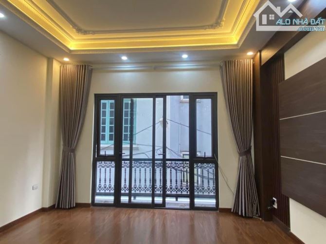 BÁN Nhà lô góc ngõ 43 ô tô tránh kinh doanh đỉnh phố Trung Kính 70m 4 tầng mt 4,5 m 29 TỶ - 3