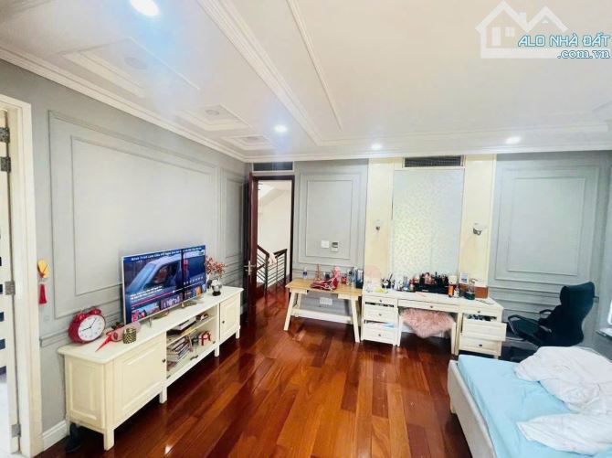 Biệt Thự 12x20m 3 lầu Khu Tân Quy Đông Phường Tân Phong Quận 7 - 4