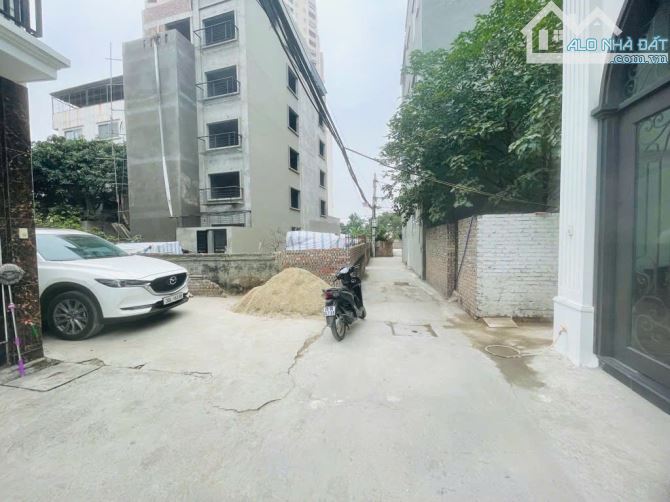 THANG MÁY - Ô TÔ ĐỖ CỔNG - NHÀ ĐẸP FULL NỘI THẤT - TƯƠNG LAI RẠNG NGỜI 💵 HƠN 7 T.Ỷ - 4