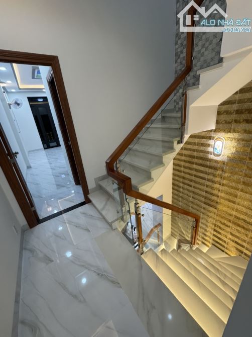 BÁN NHÀ MẶT TIỀN KHU TÊN LỬA - AEON BÌNH TÂN - 84M2 - 3 TẦNG - NHỈNH 9 TỈ - 4