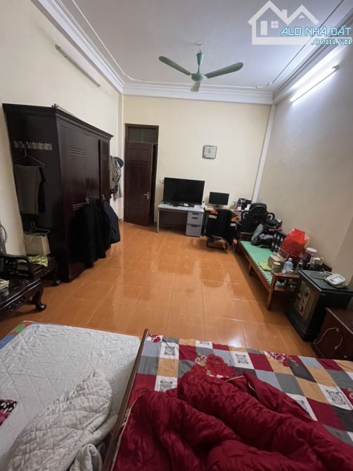 Bán nhà riêng, 58m2, lô góc, mặt tiền rộng, vài bước chân ra phố Vĩnh Hưng - 4