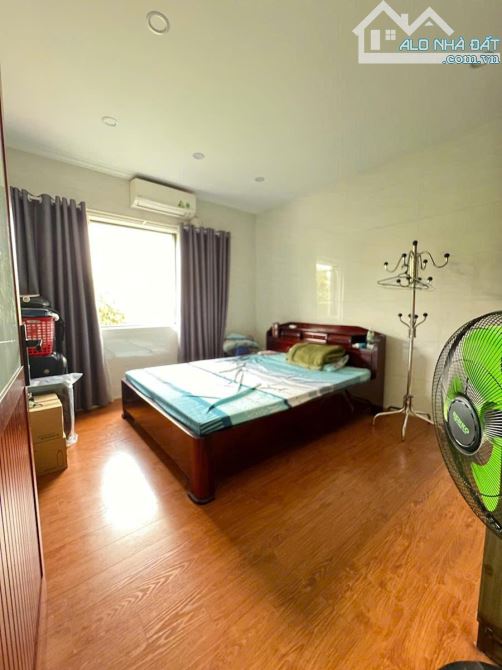 BÁN NHÀ LIỀN KỀ XUÂN PHƯƠNG SIÊU VIP - 2 THOÁNG - MẶT VƯỜN HOA,VỈA HÈ RỘNG - 160M2 - 34TỶ - 4