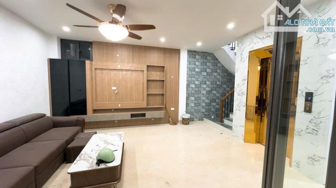 HIẾM BÁN NHÀ VŨ TRỌNG PHỤNG - THANH XUÂN - 6 TẦNG - THANG MÁY - MỚI TINH - 10 TỶ - 4