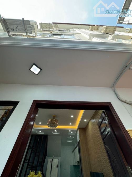 Bán nhà Cổ Linh Trung tâm quận Long Biên 5 tầng 30m2 mặt tiền 3.7m chỉ hơn 6 tỷ ngõ ô tô - 5