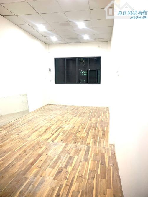🔵 Cho thuê NNC Âu Dương Lân, Q8. (3.3x17m) 2lầu, 3PN mới đẹp, 11tr5 - 5