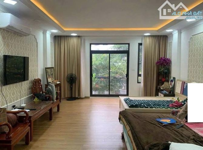 PHÂN LÔ BÀN CỜ - Ô TÔ TẢI TRÁNH - KINH DOANH VĂN PHÒNG - GARA Ô TÔ - THANG MÁY ÊM RU - 5
