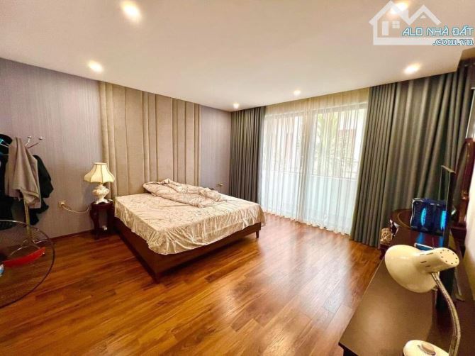 Hoàng Cầu – 100m² – 5 tầng – mặt tiền 12m – giá 59.5 tỷ – Đống Đa - 5