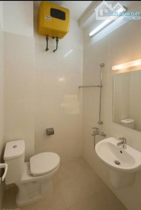 Cho thuê nhà Phố Trương Định, 45m2 x 4.5 tầng, 3 ngủ, 4 WC làm Vp, KD onl, ở gd, 12 Triệu - 6