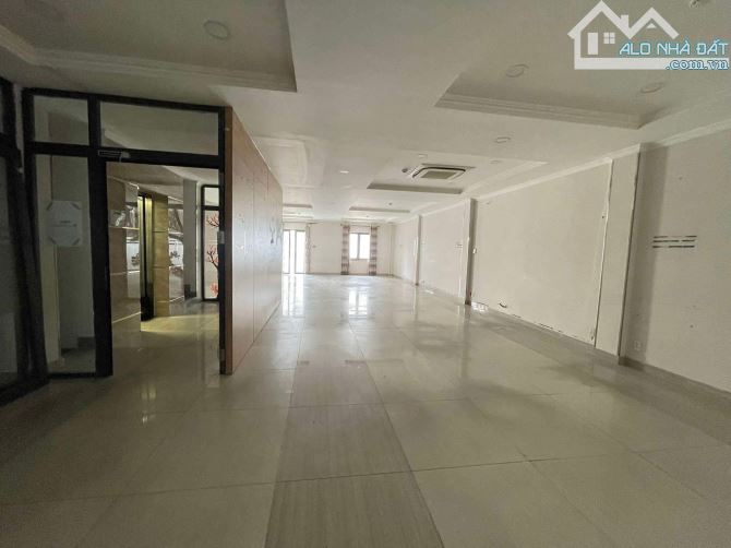 Bán Gấp Building Đường Sư Vạn Hạnh, Quận 10, DT 10.3 x 20.2m, DTSD 1200m2, Chỉ 70.5 Tỷ - 6