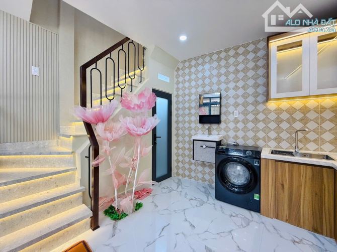 NHỈNH 3 TỶ- MẶT TIỀN ĐƯỜNG XE HƠI THÔNG 5M- NHÀ ĐẸP LUNG LINH- KINH DOANHĐA NGÀNH NGHỀ.Ngu - 6