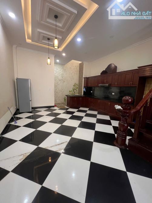 Đất Và Căn Nhà 3 Lầu Ngay Sát Chợ Phan Chu Trinh Mà Giá Chỉ Bằng 1 Lô Ở Mê Trô. - 6