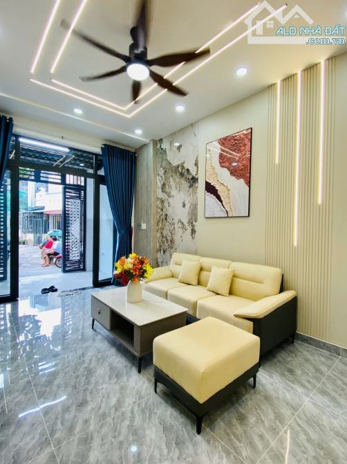 5.1 tỷ bán nhà mới tinh full nội thất đối diện kdc cityland - 6