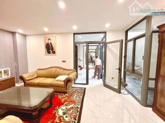 Hoàng Cầu – 100m² – 5 tầng – mặt tiền 12m – giá 59.5 tỷ – Đống Đa - 8