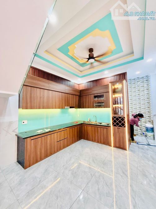 Bán Gấp Nhà Phố Cao Cấp Tân Đông Hiệp Dĩ An Gần Bệnh Viện - 9