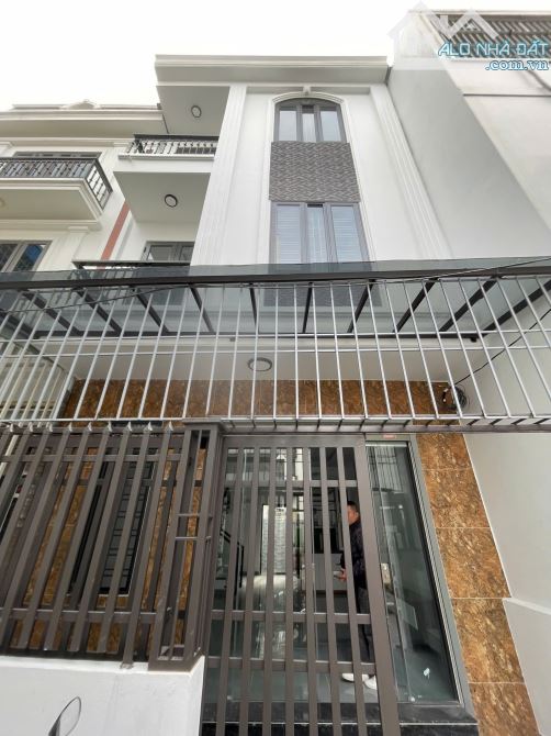 🌻Nhà 3 Tầng - Vĩnh Khê, trung tâm Hoàng Huy - An Đồng - 2.88 Tỷ - 60m², sân cổng riêng