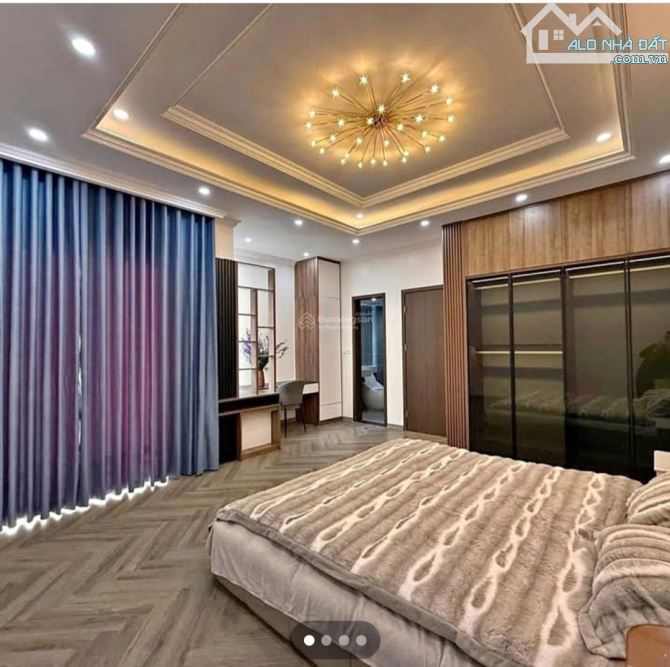 ❤️❤️ SIÊU RẺ - NGỌC THUỴ - 55m - GARA- THANG MÁY- KINH DOANH - Ô TÔ TRÁNH- 12.X TỶ   ✅ Vị