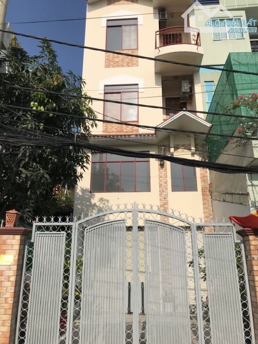NHÀ GẦN 250M2 HẺM XE HƠI ĐƯỜNG BÙI VĂN BA, Q7 – NHỈNH 4,x TỶ