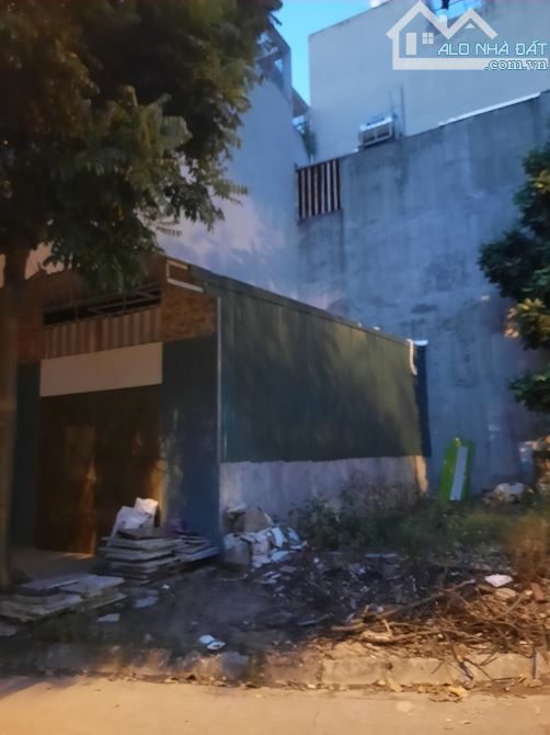 BÁN MẢNH ĐẤT KHU DỊCH HT5  DỌC BÚN 2, VỊ TRÍ KINH DOANH VỈA HÈ, MẶT TIỀN RỘNG