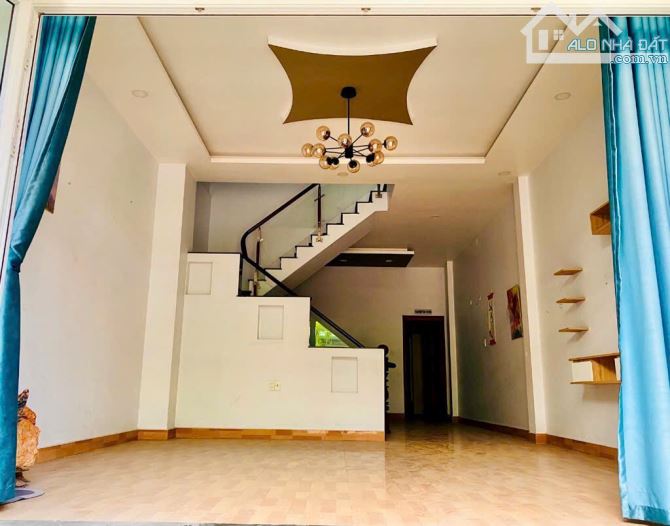 ✅Chính chủ lâu đời- xây ở rất kiên cố 🏡Nhà TX 25-80m2- ngang khủng 5m-3 tầng- 5,5 tỏi