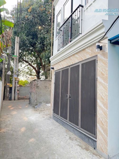 Bán đất Phú Diễn, Cầu Diễn 40m2 lô góc, ngõ thông ô tô đỗ cửa, giá hợp lý