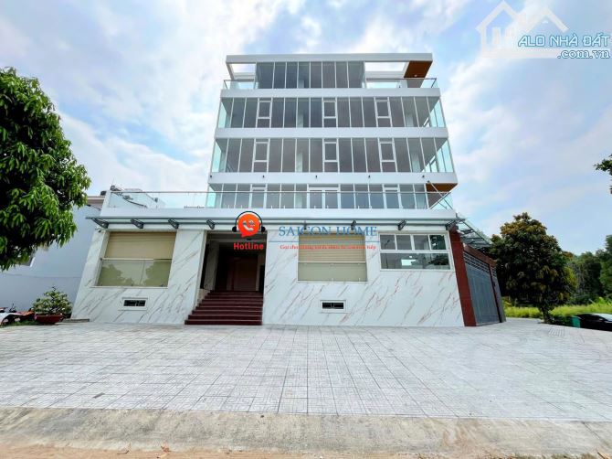 Cho thuê tòa văn phòng góc 2MT Trần Não,Quận 2