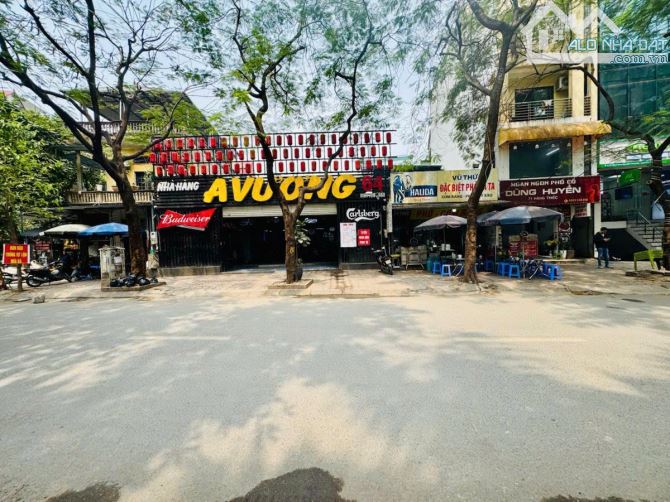 BÁN LÔ ĐẤT ĐẦU TƯ XÂY TOÀ MẶT  PHỐ DỊCH VỌNG HẬU, CẦU GIẤY, DT 656M2* MT 18M* GIÁ 205 TỶ