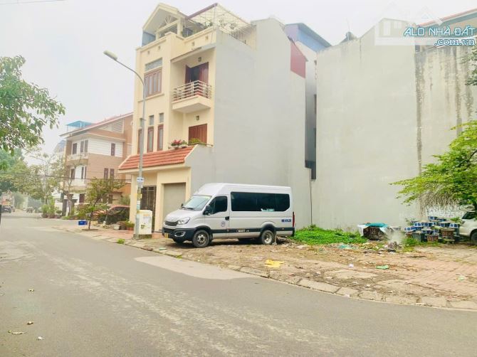 💥💥 Siêu Phẩm Bán 2 lô liền  - mặt đường Lý Cao Tông - Tp. Bắc Ninh Sau siêu thị Dabaco