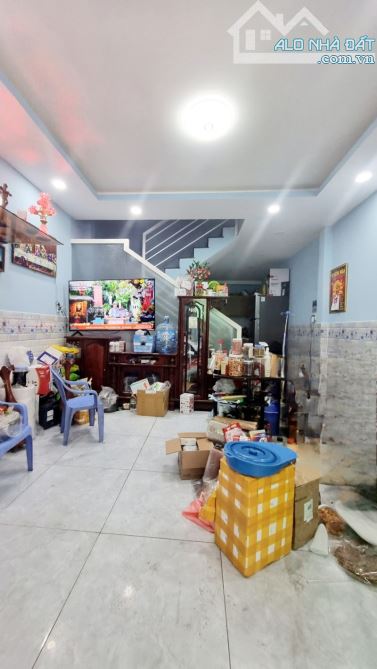 HXH ÂU DƯƠNG LÂN CÁCH 20M - NHÀ 2 TẦNG 4,1X10M - VUÔNG A4 - KHU VIP CHỈ 4 TỶ NHỈNH