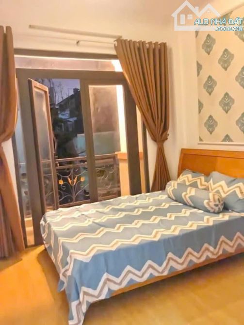 BÁN NHÀ NGANG HIẾM 6.2M, HXH FULL NỘI THẤT, PHẠM HỮU LẦU QUẬN 7, 3 TẦNG, 64M2 CHỈ 7.68 TỶ