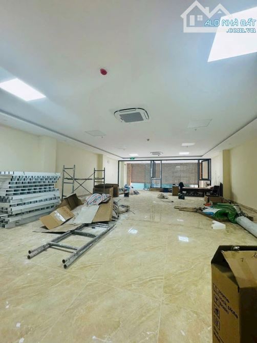 Bán nhà MP trung tâm quận Thanh Xuân. DT 95m² x 9T, MT 6m. Giá 55 Tỷ