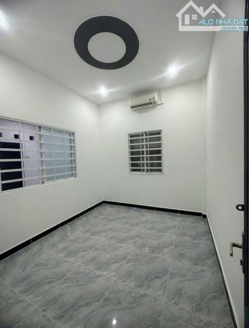 BÁN NHÀ CỦ CHI HOÀN CÔNG ĐẦY ĐỦ 117M2 THỔ CƯ TÂN PHÚ TRUNG GIÁ 980 TRIỆU