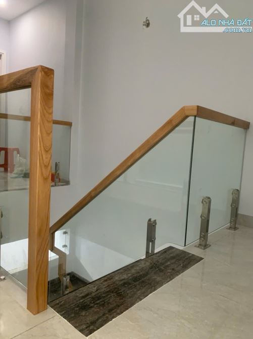 Nhà mới vuông vức 103m2 4x25 hxh Thạnh Xuân 52