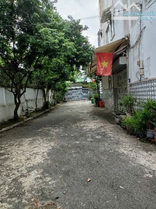 LÔ ĐẤT ĐẸP – NGANG 6.5M – HẺM XE HƠI – GẦN KHU PHỐ ĐÊM MAN THIỆN
