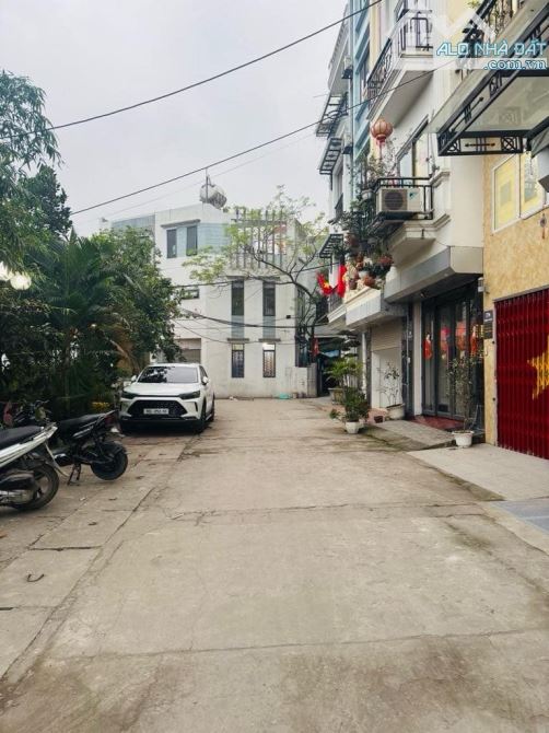 Giải Phóng- DT Khủng 60m-2 MẶT NGÕ TRƯỚC SAU - Ô TÔ ĐỖ CỬA NGÀY ĐÊM - KINH DOANH
