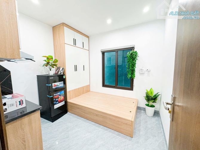 BÁN NHÀ CẦU GIẤY GIÁ ĐẦU TƯ 6T THANG MÁY,13 PKK, LÔ GÓC DÒNG TIỀN 80TR/THÁNG, DT 56M2
