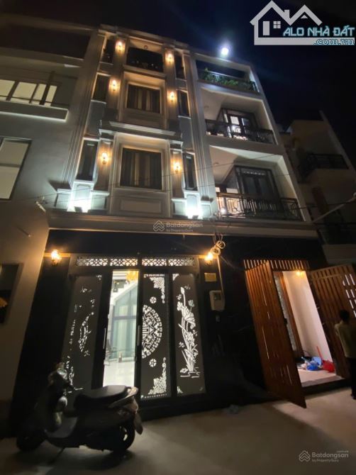 Bán nhà(4x14m) dọn vào ở ngay hẻm xe hơi Nguyễn Bỉnh Khiêm 4 tấm mới cứng, giá 9.x tỷ