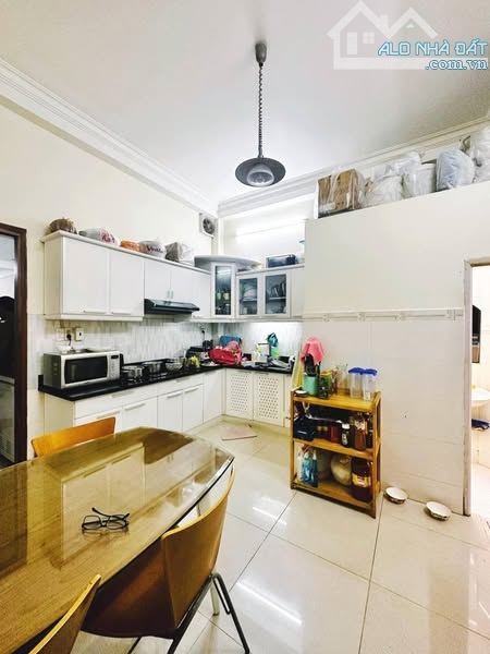 Bán nhà HXH 6m Lý Thường Kiệt, Q.10, DT: 4x17m, 5 tầng, chỉ 14.5 tỷ bớt lộc