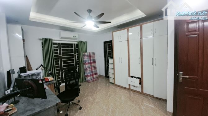 Bán nhà dân xây Trần Cung 38m2, 5 tầng, ô tô, nhỉnh 7 tỷ