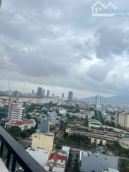 Cực hiếm, Chính chủ cần bán căn hộ penthouse Monarchy A 3PN, view sông Hàn Đà Nẵng