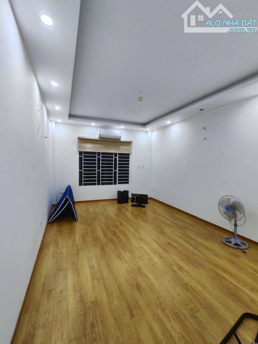 Mỹ Đình. 38m. 6 tầng. Nhà đẹp. Thoáng.Full nội thất. Nhỉnh 8tỷ - 10
