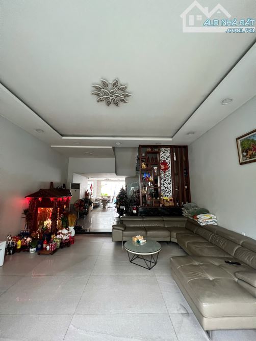 Nhà trệt, 2 lầu đường 25m Nguyễn Thị Sóc, 6x22m, giá 10.3 tỷ - 11