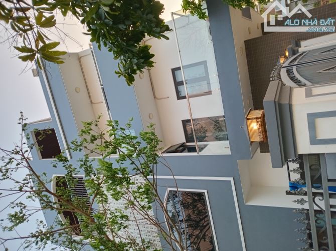 Bán nhà view sông  khu biệt thự Đại Phú Gia dien tích hơn 110m2 giá 7ty470  triẹu có bớt - 1