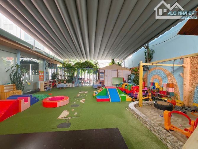 VIP-BIỆT THỰ GẦN VÒNG XOAY DÂN CHỦ- 15MX23M- 2 TẦNG, SÂN VƯỜN- P.9, QUẬN 3- GIÁ 9X TRIỆU - 1