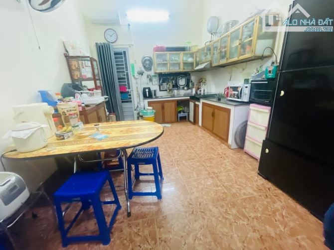 🔥 PHÂN LÔ CÁN BỘ GẦN XUÂN LA, 55M2, 4 TẦNG, GARA Ô TÔ, GIÁ 12.5 TỶ - 1