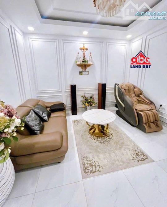 Bán nhà 2 lầu mặt tiền nguyễn bảo đức tam hiệp giá tốt 1 căn duy nhất ạ - 1