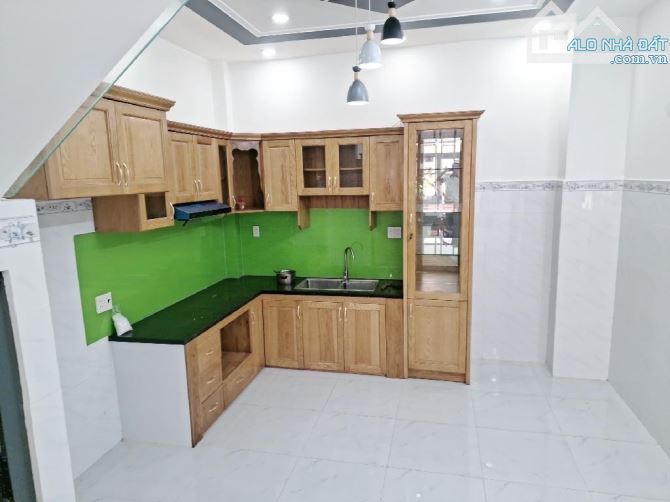 NHÀ GẦN 250M2 HẺM XE HƠI ĐƯỜNG BÙI VĂN BA, Q7 – NHỈNH 4,x TỶ - 1