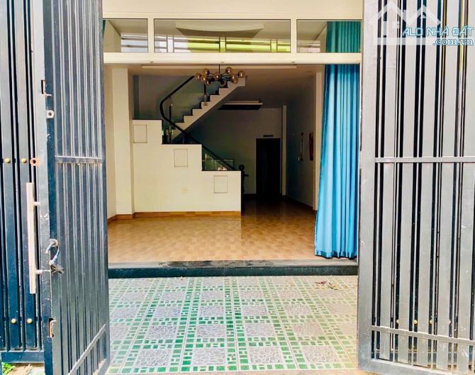 ✅Chính chủ lâu đời- xây ở rất kiên cố 🏡Nhà TX 25-80m2- ngang khủng 5m-3 tầng- 5,5 tỏi - 1