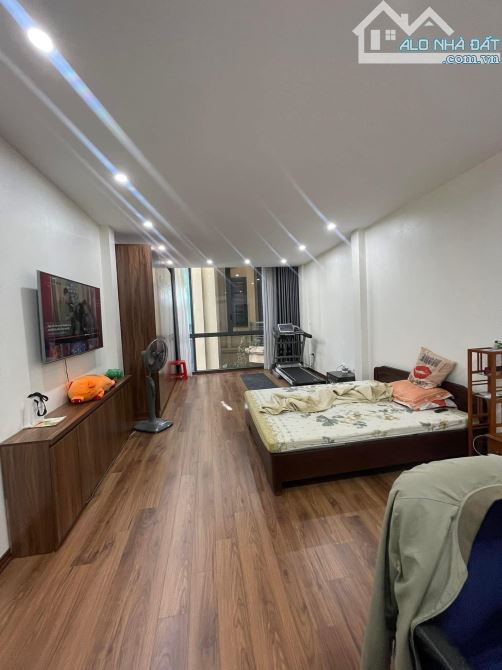 TRẦN DUY HƯNG THÔNG NGUYỄN CHÁNH, OTO TRÁNH   57M2, 5 TẦNG, 20,1 TỶ, - 1