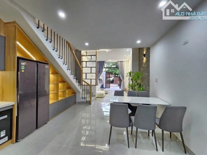 🏡 BÁN NHÀ 1 TRỆT 1 LẦU GẦN NGÃ 4 HỘI NGHĨA – NHÀ ĐẸP, GIÁ TỐT! - 1